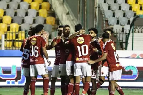 الرابع على التوالي.. الأهلي يجهض ريمونتادا كهرباء الإسماعيلية ويشارك المصري والزمالك في الصدارة